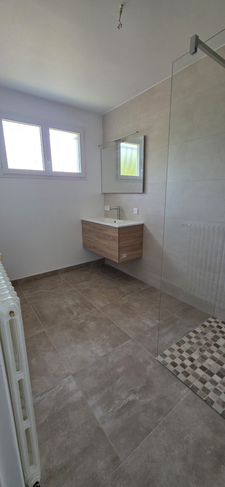 Rénovation d'une salle de bain à Chalautre-la-Grande en Seine et Marne, entreprise de plomberie Chupin Energies